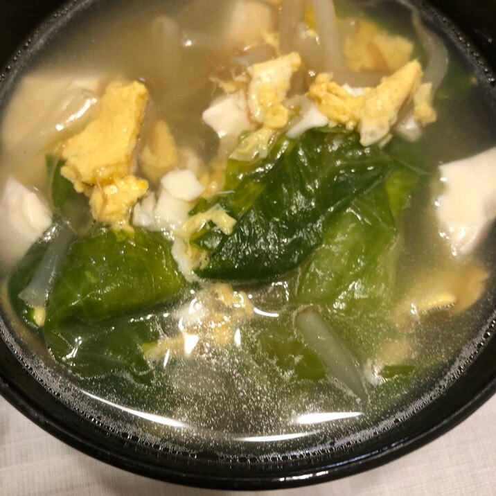 レタスと卵と豆腐の中華スープ